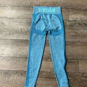 Seamless, high rise fit leggings. Body contouring, Sweat-wicking fabric.